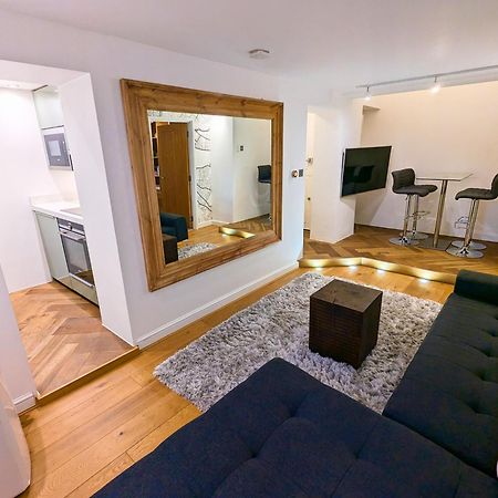 Modern 1 Bedroom Apartment In Kensington ロンドン エクステリア 写真