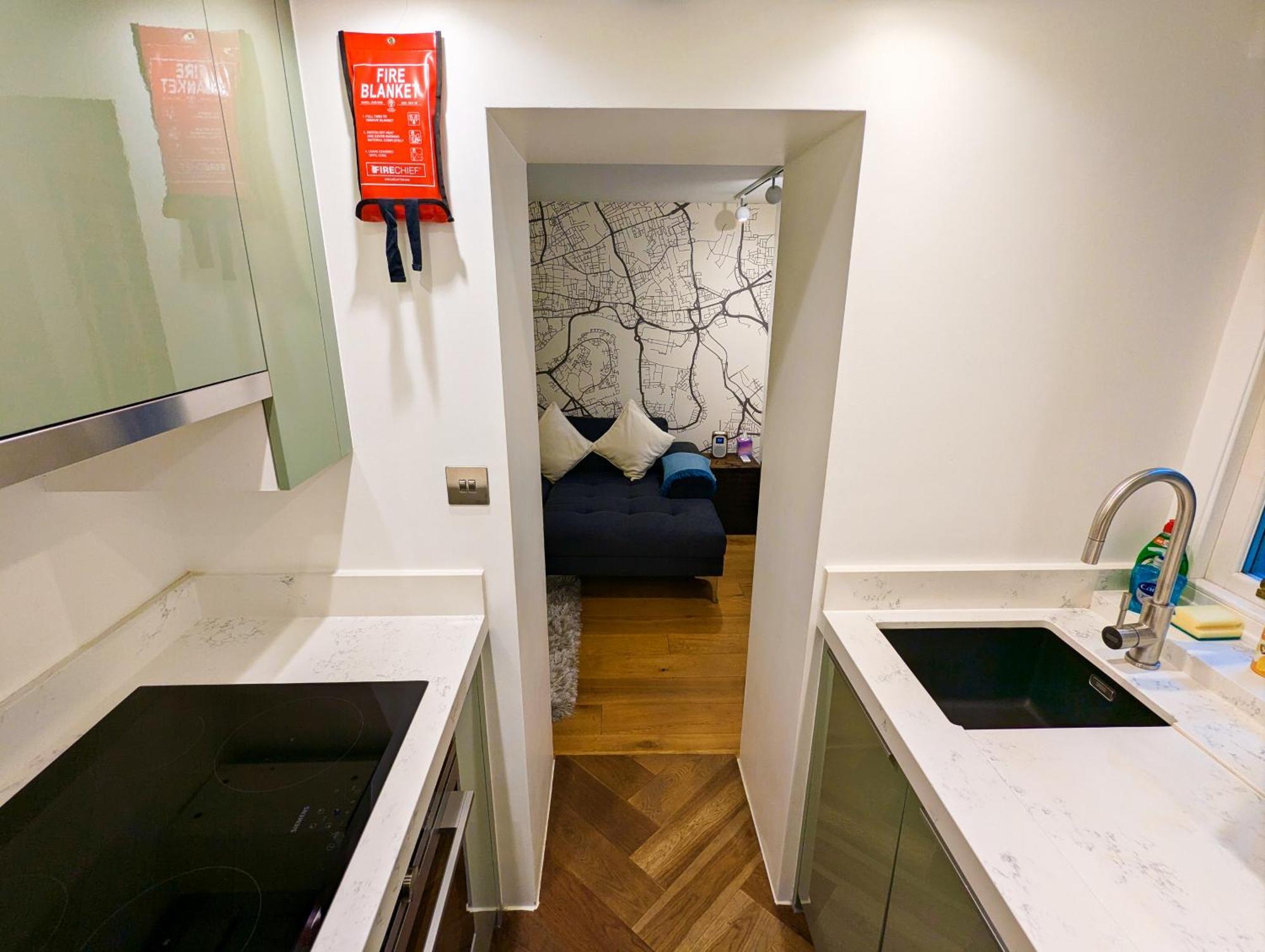 Modern 1 Bedroom Apartment In Kensington ロンドン エクステリア 写真